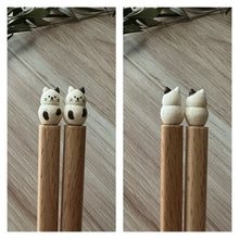 Load image into Gallery viewer, Kawaii Japanese wooden animals Hashi Chopsticks Bears Bunnies Shibainu Calico cats Cutie friends Bento lunch for your Happy time
