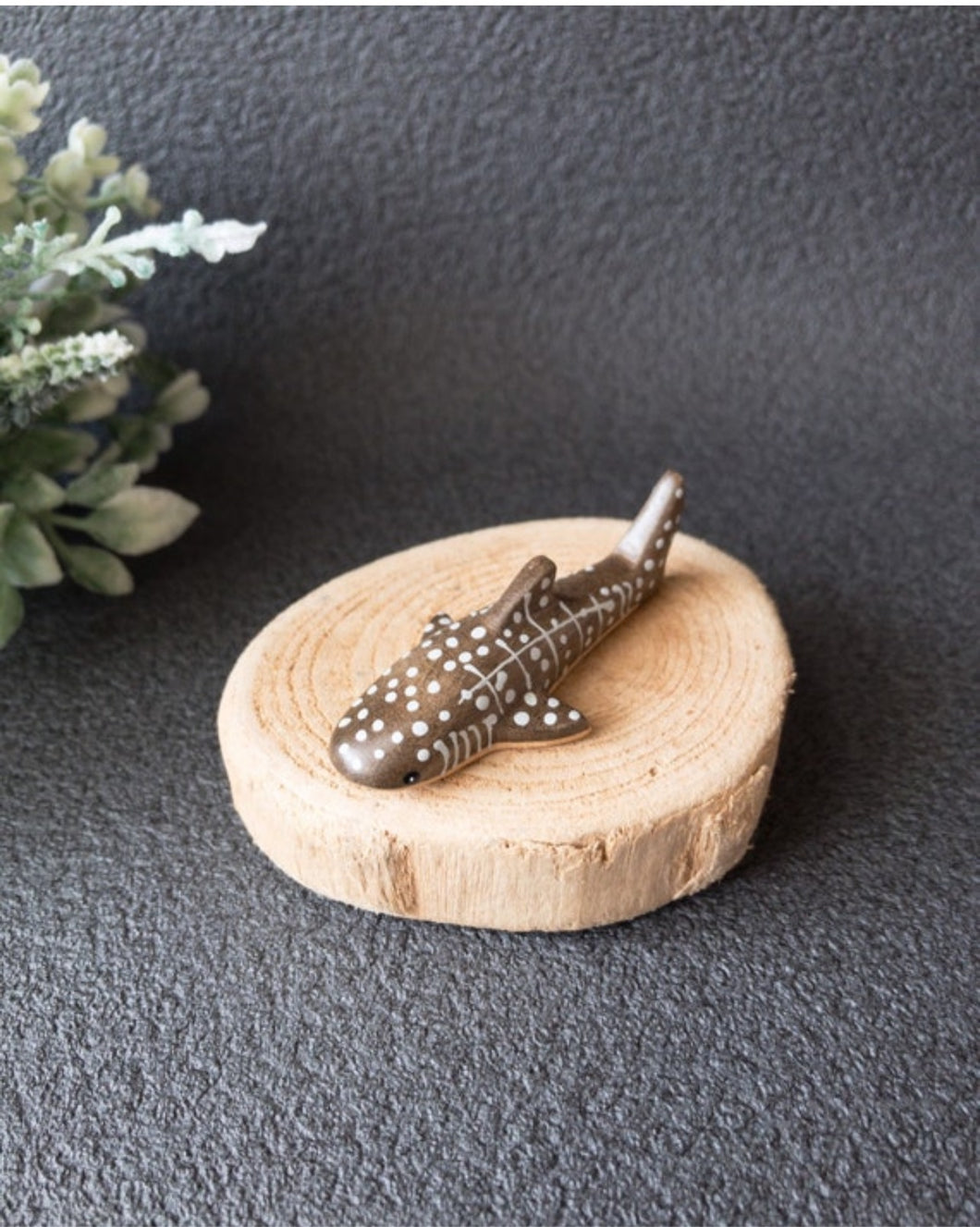 Whale Shark Little Wooden Decorations Hashioki Cutlery rest Stencil Calligraphy brush Stylus Tablet Pen Holder Stationery gadget Accessory