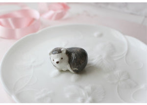 Japanese Little Pottery Kawaii Cutie Hedgehog figurine Hashioki Chopstick Rest Pencil Holder